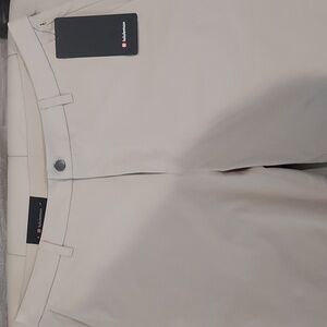 Lululemon Commission Shorts--NEW